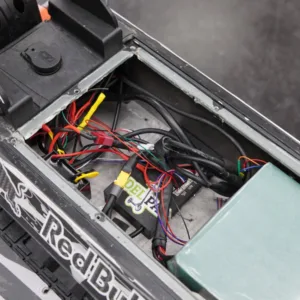 Modificación interna patinete eléctrico Xiaomi con cableado optimizado